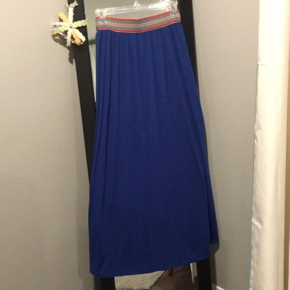 Long Skirt